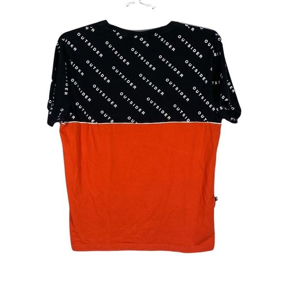 🌟 CROPP “Outsider” T Shirt Regular Fit Size L - Picture 2 of 5